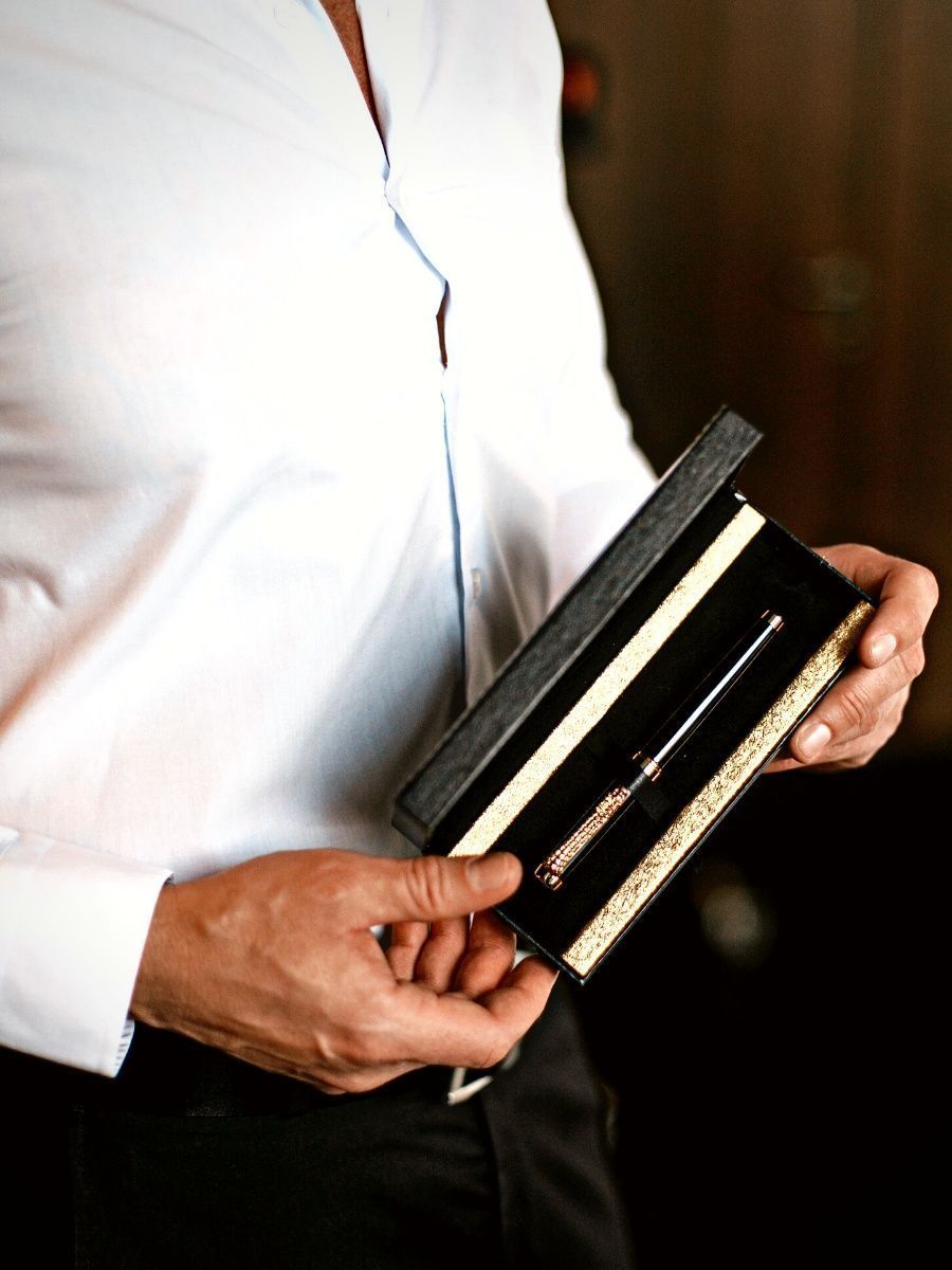 "AVVENTURA" CLASSICO PIANOBLACK