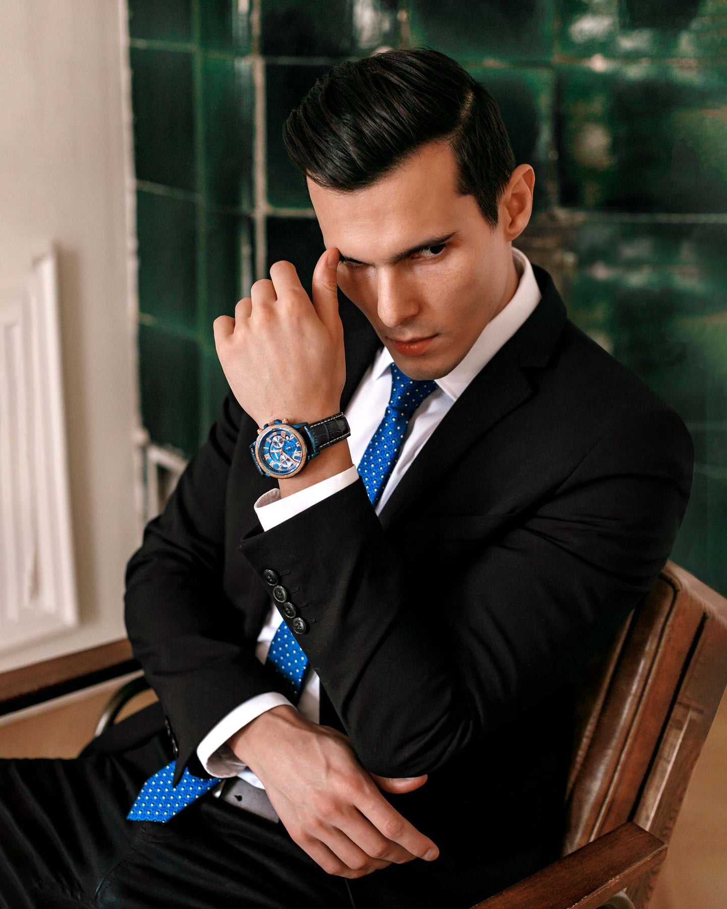 "LEONARDO" ROYAL BLUE